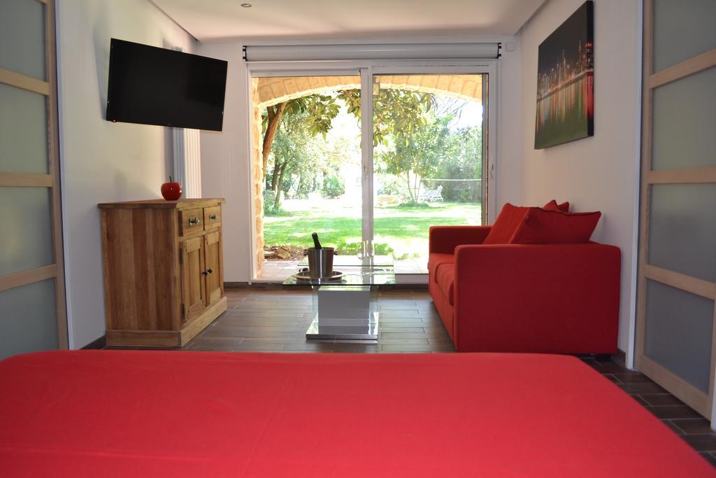 Mas Les Filaos Otel Carpentras Dış mekan fotoğraf